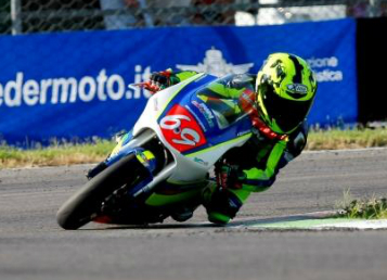 civ_junior_latina_review_2015_3